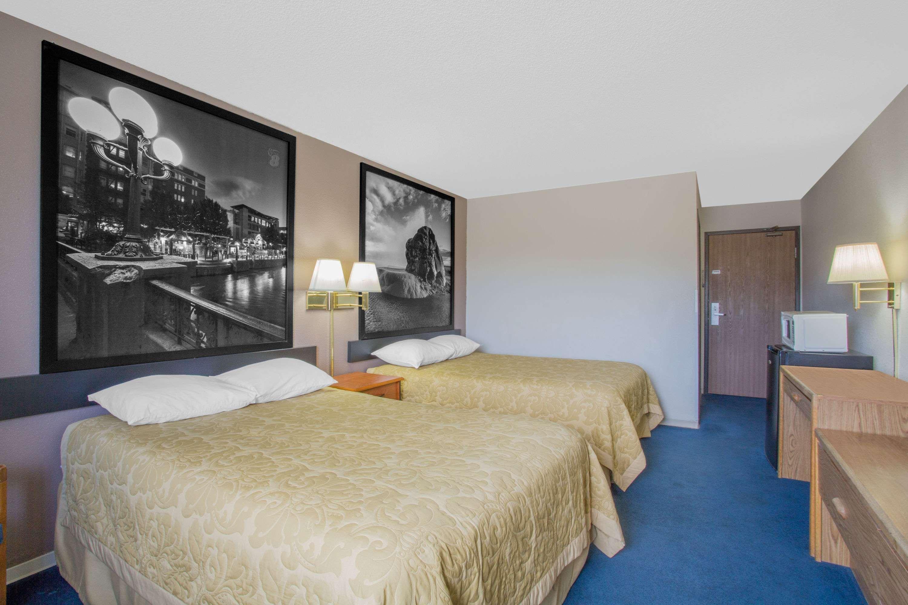 Super 8 By Wyndham Winnemucca Nv Eksteriør billede