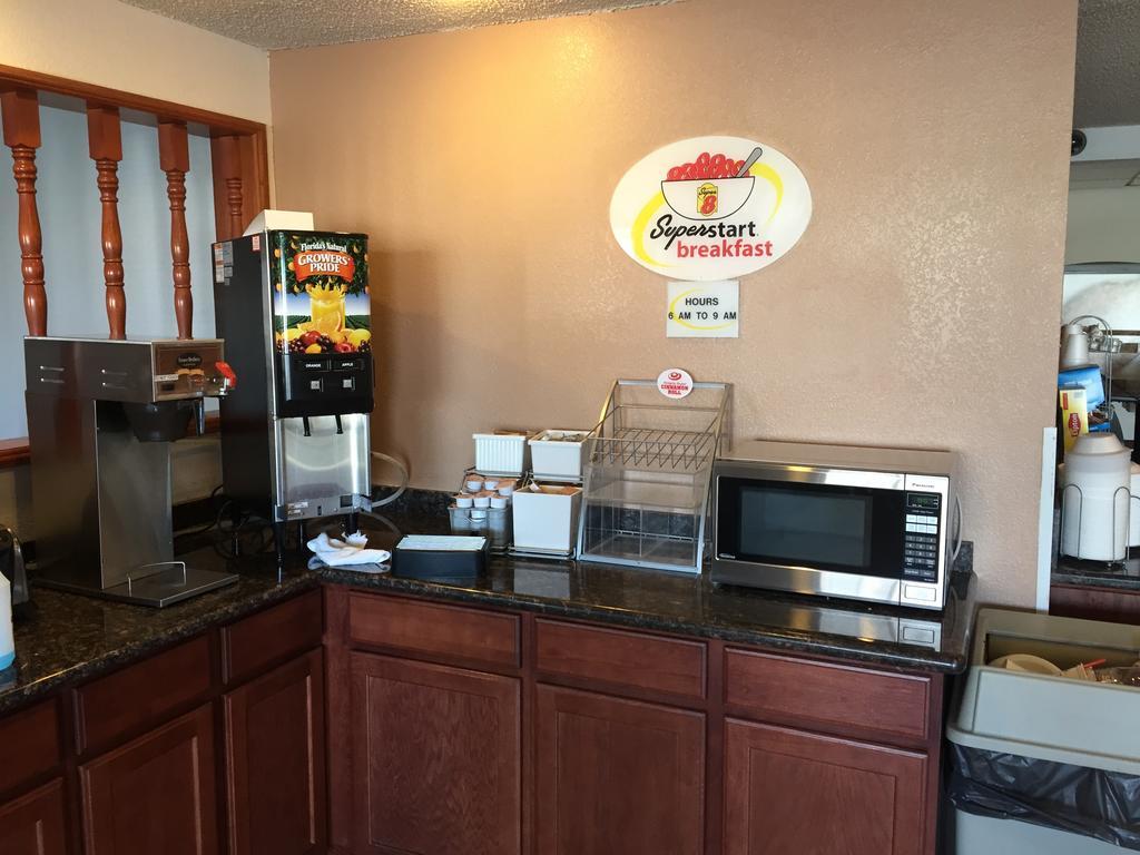 Super 8 By Wyndham Winnemucca Nv Eksteriør billede